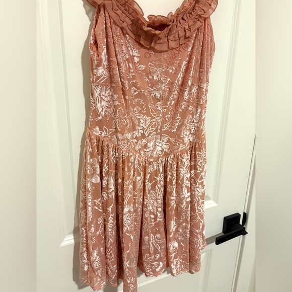 Urban Outfitters Mini Rose Pink Dress, Size Large, Formal, Cocktail Party Dress - Picture 4 of 12